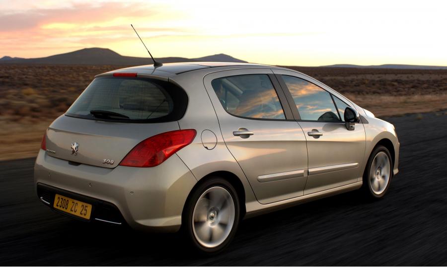  Peugeot 308 2007 года  (фото 96 из 125)